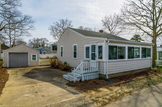 6 Trinity Ln, Wareham, MA 02571