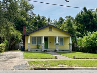 468 W 61st St, Jacksonville, FL 32208