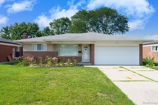 13103 Iowa Dr, Warren, MI 48088