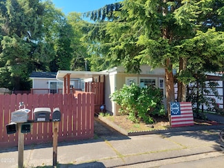 2480 NE 29th Dr, Lincoln City, OR 97367