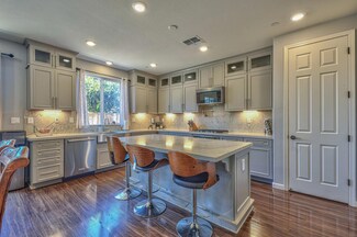 1106 Marsala Cir, Salinas, CA 93905