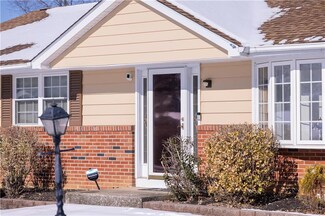 6885 Linden Cir, Macungie, PA 18062