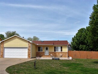 312 W Tomahawk St, Kechi, KS 67067