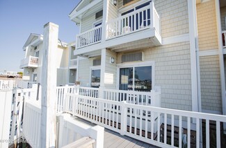 602 W Fort MacOn Rd Unit 114, Atlantic Beach, NC 28512