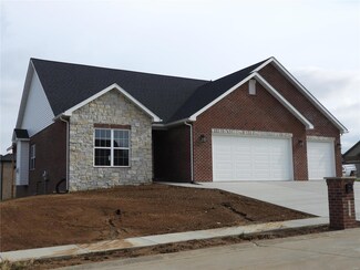 202 Vancouver Dr, Waterloo, IL 62298