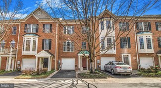 50 Waddington Ln, Rockville, MD 20850