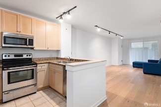 1843 Sutter St Unit 301, San Francisco, CA 94115