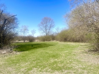 0 W Johnson St, North Utica, IL 61373