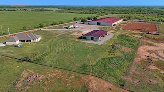 2610 Weetu Rd, Iowa Park, TX 76367