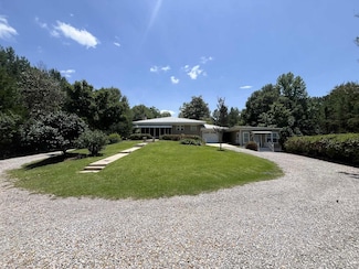 7431 Gloster Rd, Meadville, MS 39653