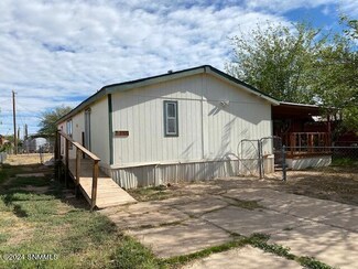 1102 Wright Ave, Alamogordo, NM 88310