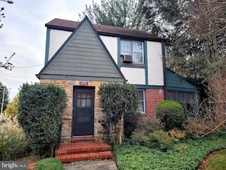 3201 W Strathmore Ave, Baltimore, MD 21215