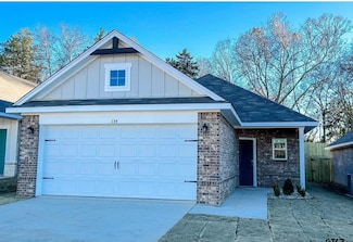 134 Blue Bird Ln, Mineola, TX 75773