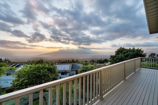 89 Holomakani Dr, Kula, HI 96790