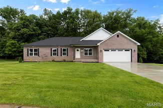 1759 Chimney Spring Ct, Jackson, MO 63755