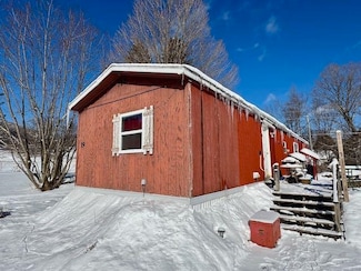 19 Haskins Dr, Huntington, VT 05462