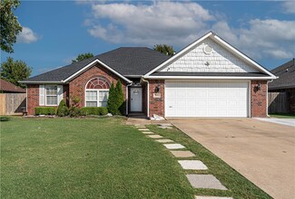 3503 Belinda Ln, Springdale, AR 72764