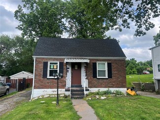 8804 Orchard Ave, Saint Louis, MO 63136