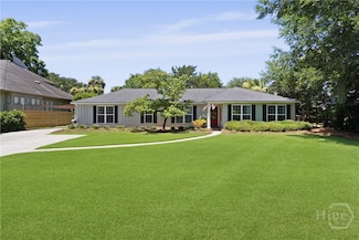 389 Hunt Dr, Savannah, GA 31406