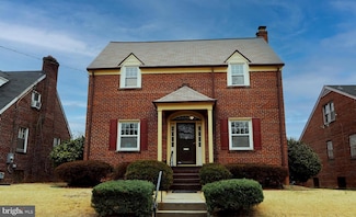 2038 34th St SE, Washington, DC 20020