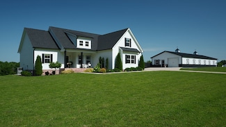 211 Claypool Rd, Bethpage, TN 37022