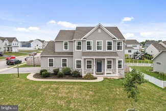 95 Hollyhock Dr, Manchester, PA 17345