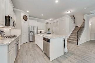 3221 Burgundy Ln, Midlothian, TX 76065