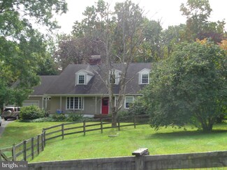 4305 Meadowcliff Rd, Glen Arm, MD 21057