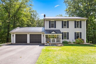 145 Fernmont Dr, Sipesville, PA 15561