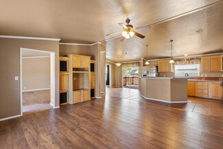 4200 Franklin Rd, Los Lunas, NM 87031
