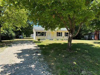 961 Sheri Ln, Franklin, OH 45005