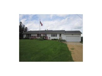 2586 88th Ave, Clarence, IA 52216