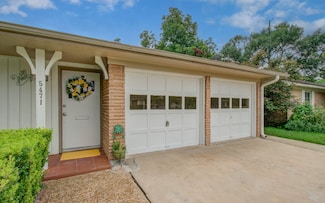 5471 Kuldell Dr, Houston, TX 77096