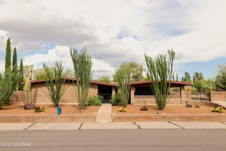 141 S Charleston Ave, Vail, AZ 85641