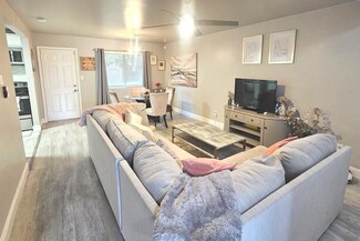 3907 Bernal Dr, Dallas, TX 75212