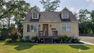 1216 S Washington Ave, Piscataway, NJ 08854