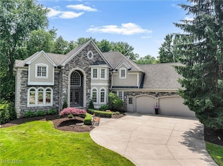 7400 Hillside Ln, Solon, OH 44139