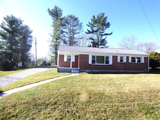 365 N 14th St, Wytheville, VA 24382
