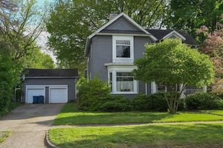 244 E Pearl St, Coldwater, MI 49036