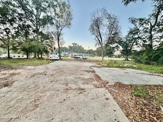 XXX US Highway 98, McComb, MS 39648