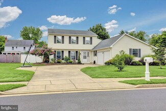 45 Stratford Ln, Mount Laurel, NJ 08054