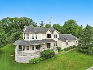 2400 Ridgetop Cir, Ames, IA 50014