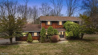 95 Skyview Dr, Washington, NJ 07882
