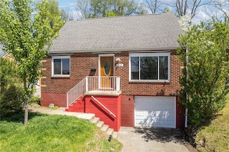6740 E Barivista Dr, Verona, PA 15147