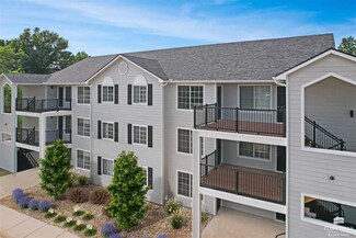 2410 Greenbriar Dr Unit L, Manhattan, KS 66502