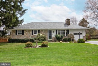 4817 Dave Rill Rd, Hampstead, MD 21074