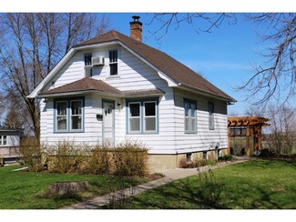 629 Red Wing Ave, Kenyon, MN 55946