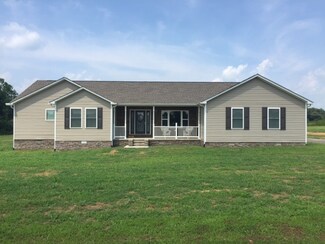 152 Krystal Gayle Ln, Hickory, KY 42051