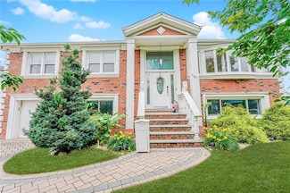 161 Ravenhurst Ave, Staten Island, NY 10310