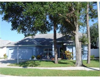 12611 Pineforest Way E, Largo, FL 33773
